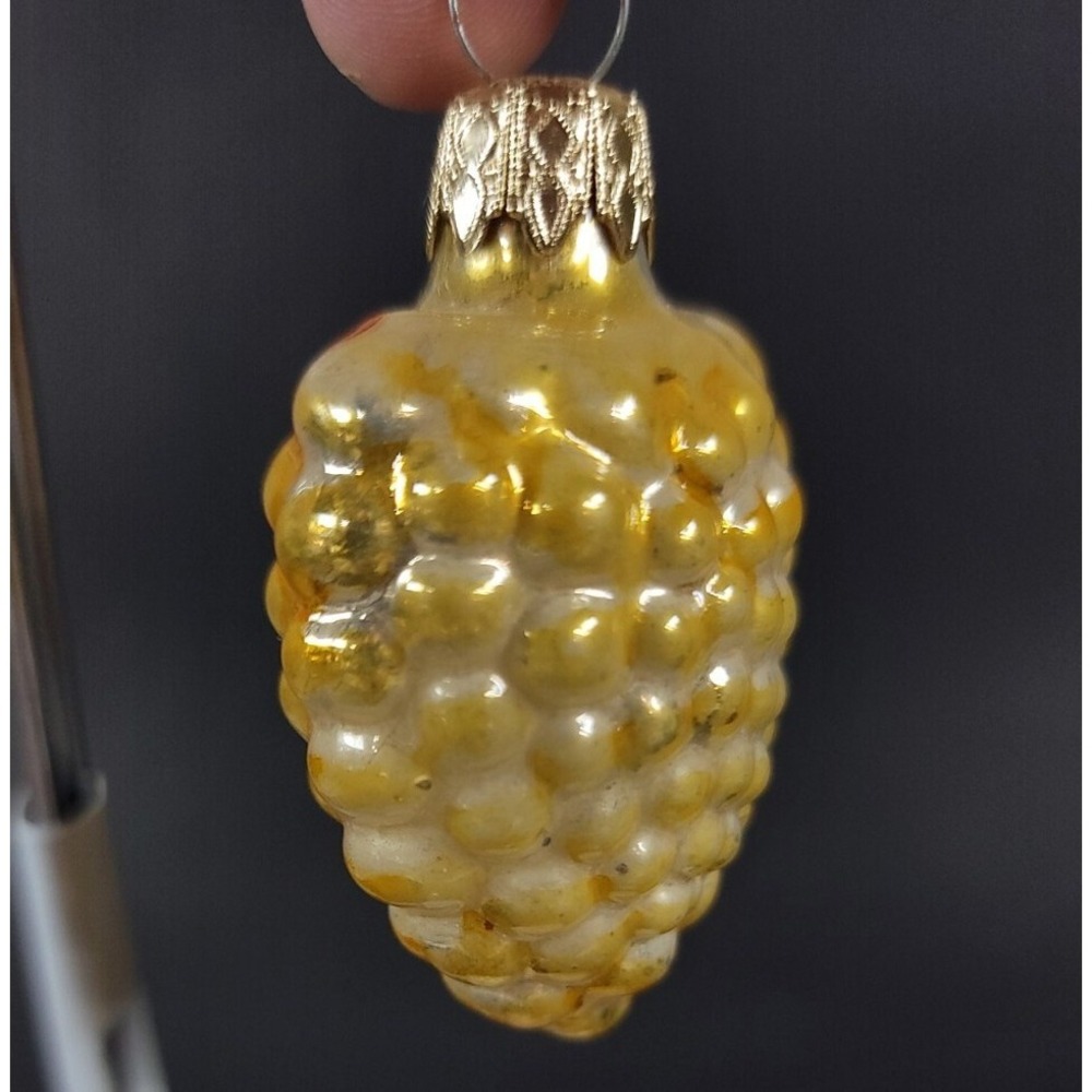 West German vtg Glass Bumpy Berry Christmas Ornament Decoration red